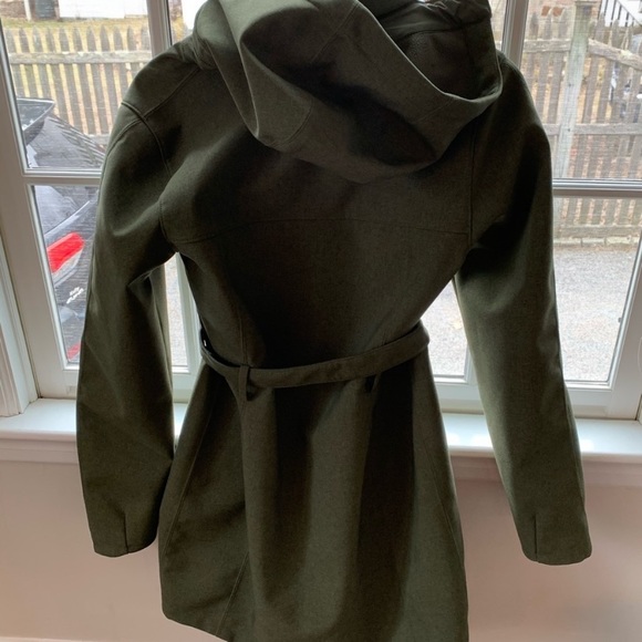 North Face Women’s Apex Bionic Soft Shell Coat - Picture 4 of 5